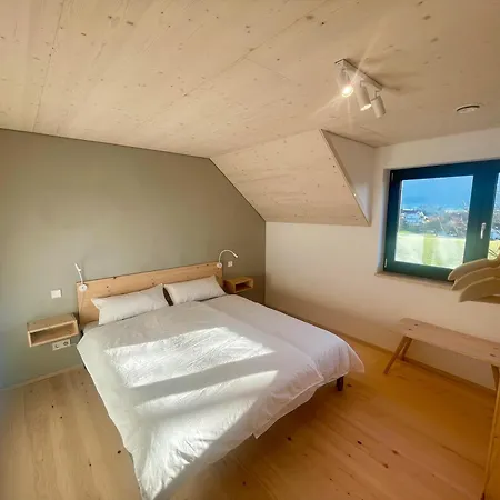 Bayer Apartment *