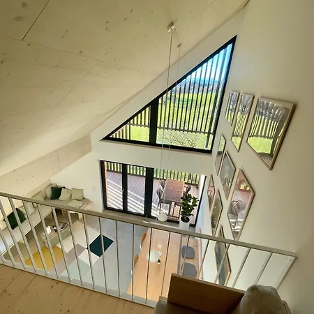 Bayer Apartment *