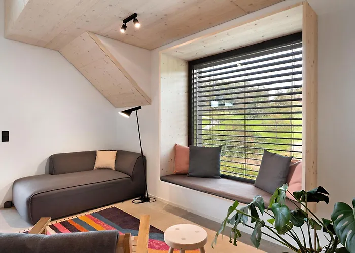 Bayer Apartman *